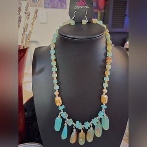 Elegant Beaded Necklace with Gold Accents